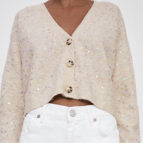 Zara Sweaters - Zara Knit Cropped Cardigan with Sequins